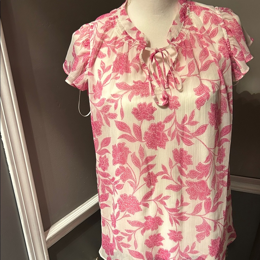 LC Lauren Conrad Pink Floral Blouse
